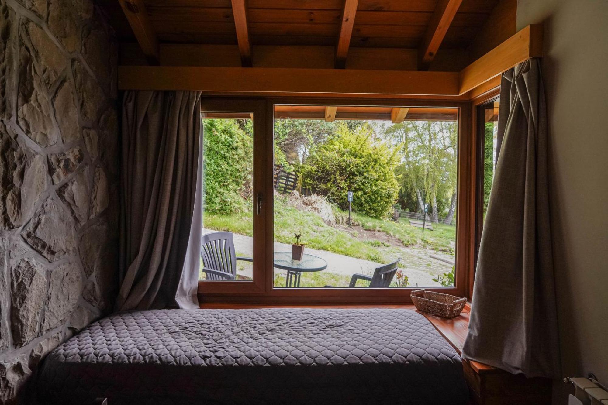 La Caleta Bungalows San Carlos de Bariloche Exterior photo
